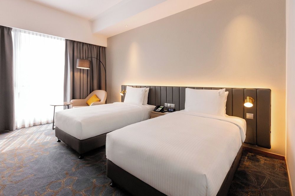 Holiday Inn Sepang Airport by IHG Standard Room, 2 Twin Beds 4