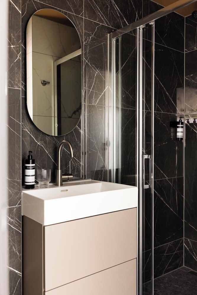 THE FRITZ HOTEL Amsterdam Comfort Double Room, City View 3