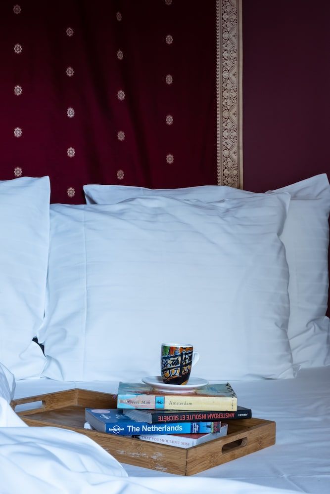 Rosalia's Menagerie InnUpstairs Double Room, 1 King Bed, Courtyard View