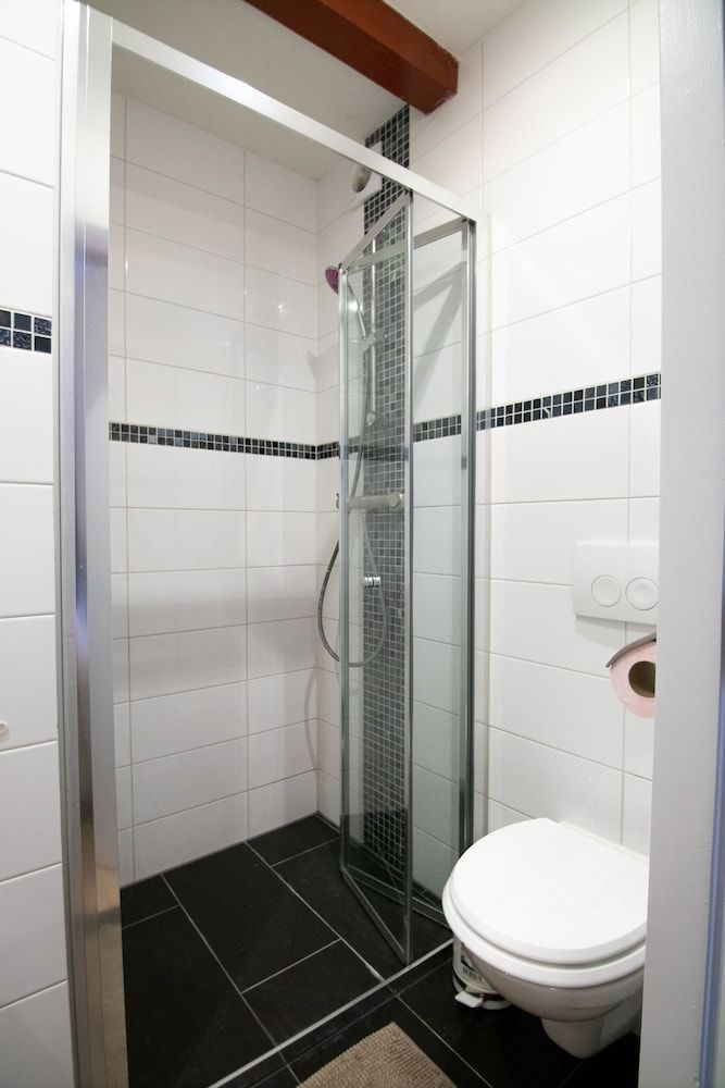 Sunflower Amsterdam Deluxe Suite 6