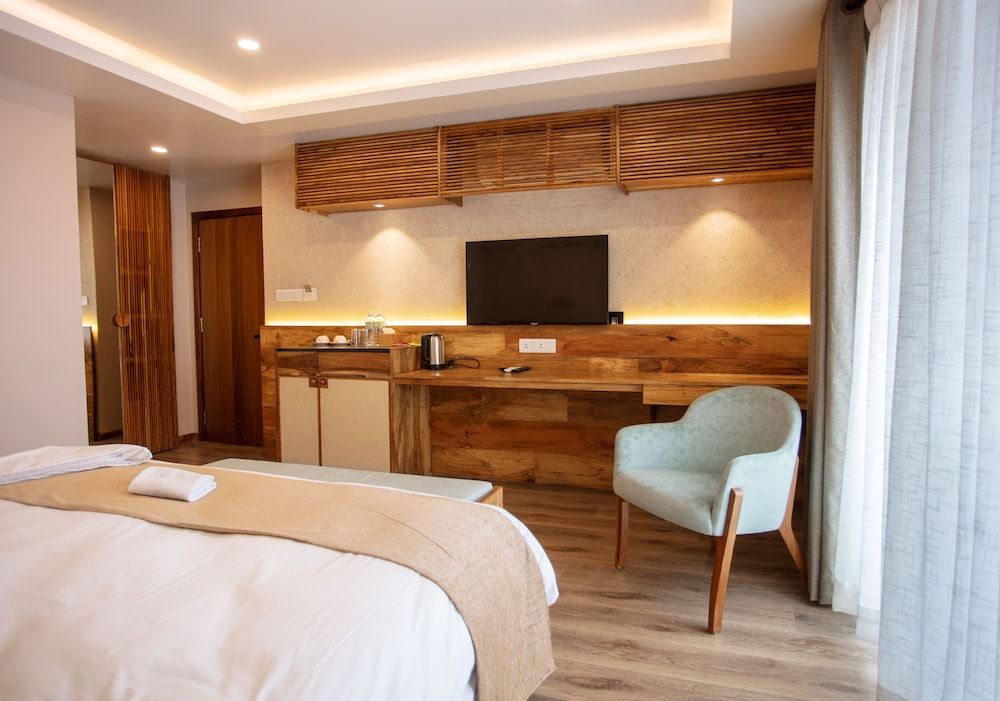 Hotel Bhrikuti Tara Luxury Suite, 1 King Bed, Balcony, City View