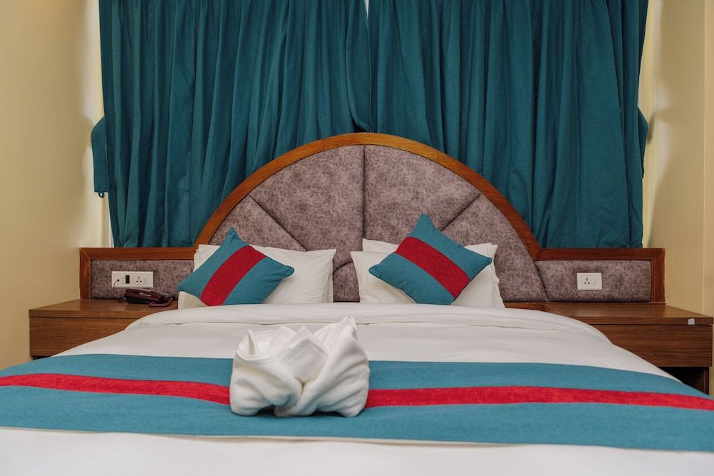 Deluxe Single Room, Balcony, Valley View