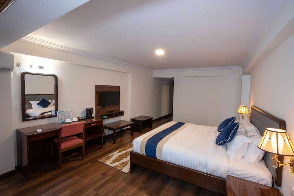 Deluxe Double or Twin Room