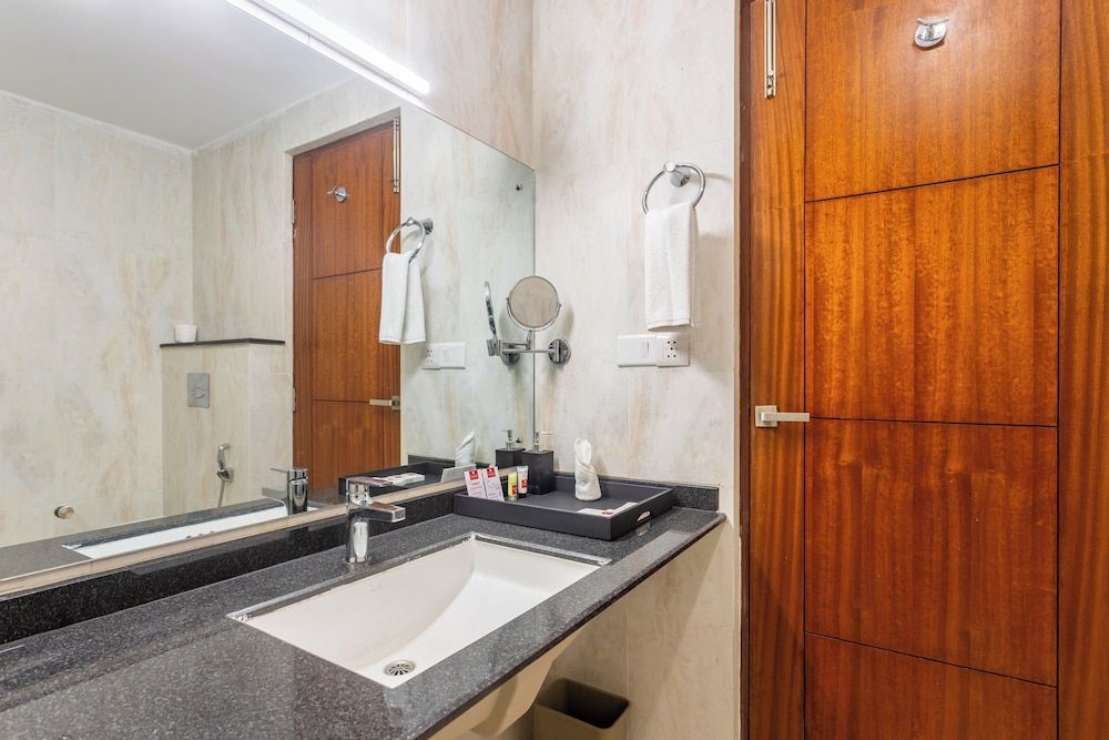 Mandala Norling Lords Prime Kathmandu Deluxe Room, Valley View 6