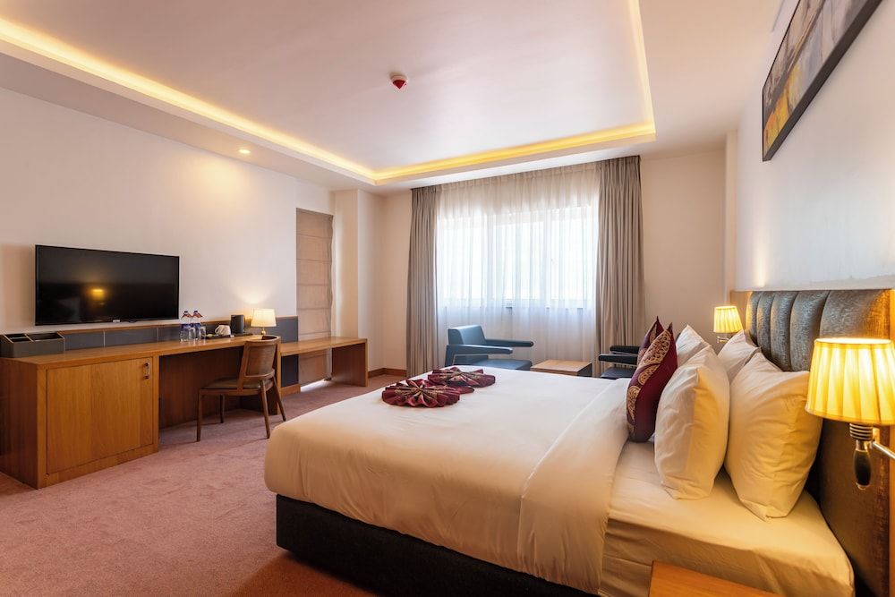 Presidential Suite, Valley View