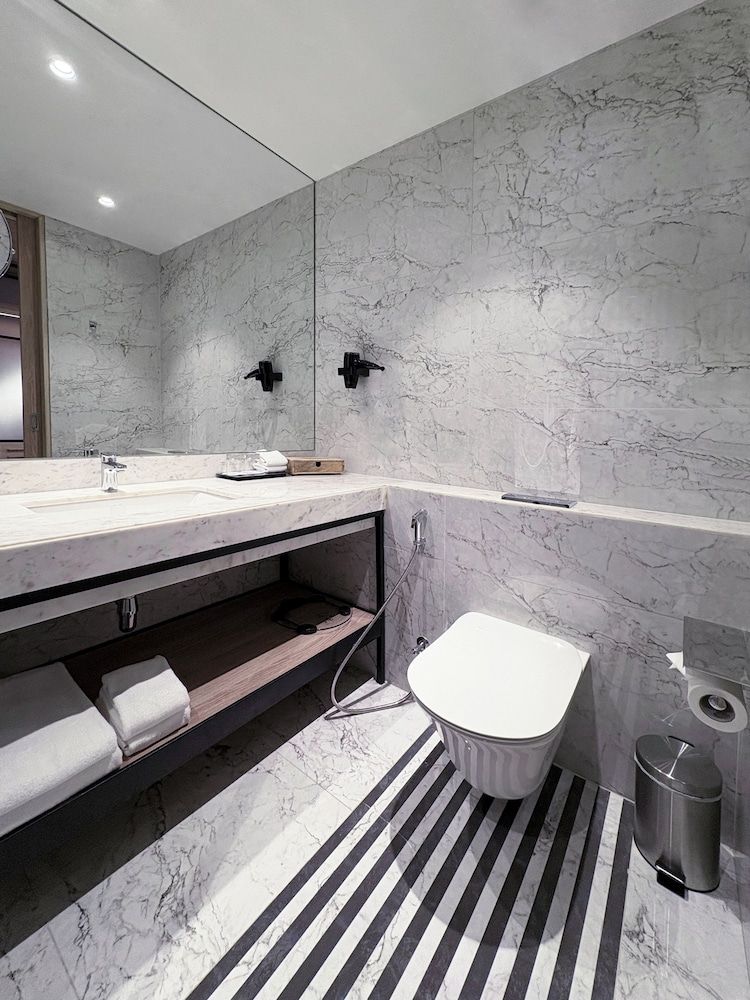 Mercure Kathmandu Sukedhara Heights Classic King Room with 15% Discount on Food & Beverages 4