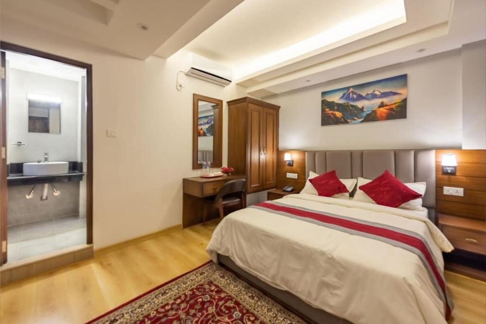 Hotel Ama-La, Thamel, Kathmandu Deluxe Double Room 4