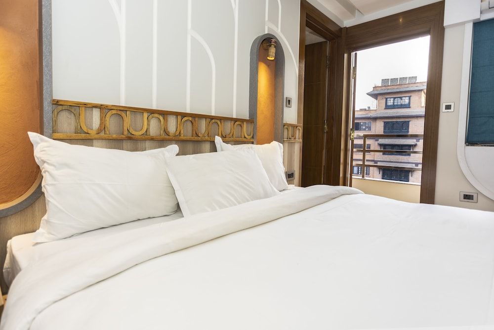 Ananta Home Deluxe Double Room 6