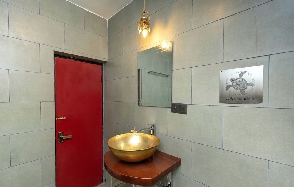 Swarga Heritage Hotel Deluxe Double Room, 1 Queen Bed, Non Smoking 4