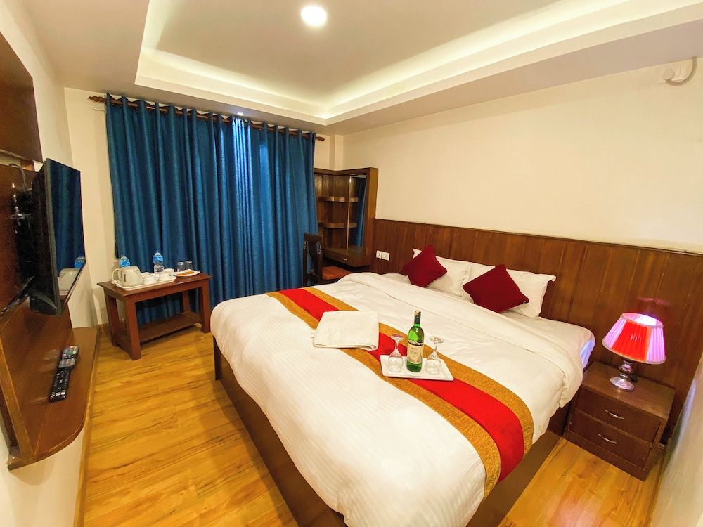 Deluxe Single Room