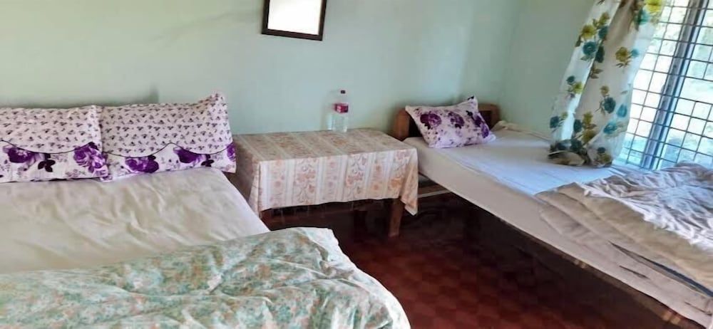 Moonlight Homestay And Camping Site Basic Double Room, 2 Bedrooms, Mountain View 2