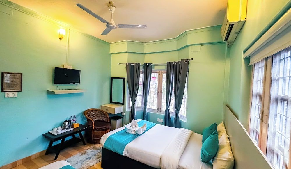 Hotel Rudrakshya Pokhara Deluxe Double Room, Mountain View 8