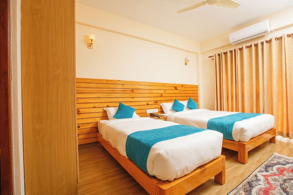 Shekhar's Place Double Room, Mountain View 6