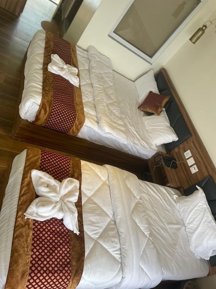 Mattikhan Mountain View Resort