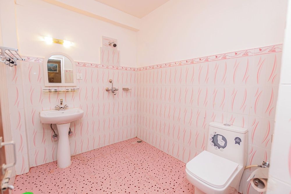 Basundhara Resort Pokhara Deluxe Twin Room 7