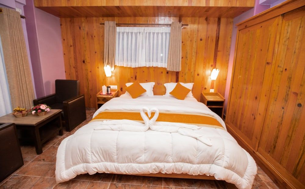 Hotel Visitors Inn, Pokhara Deluxe Double Room, 1 King Bed 7