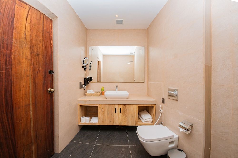 Dorje's Resort & Spa Standard Double Room 9