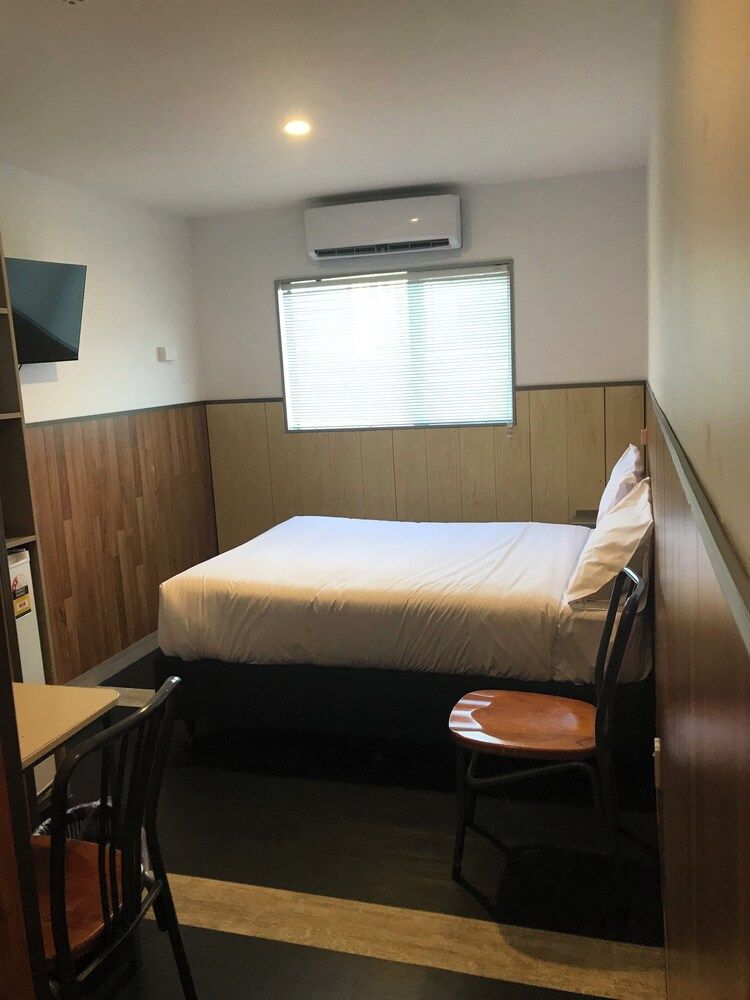 Conway Motel Basic Double Room 2
