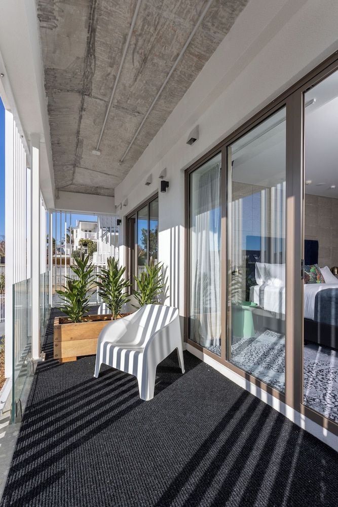 Arluxia Deluxe Studio, City View 10