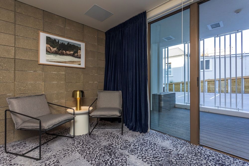 Arluxia Standard Studio 26