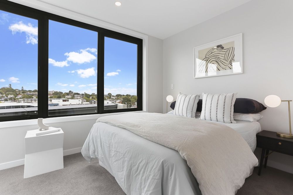 Premium Penthouse