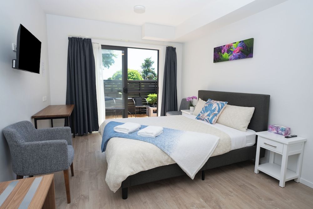 Yates Park Motel Studio - Disability Access, Park View 2