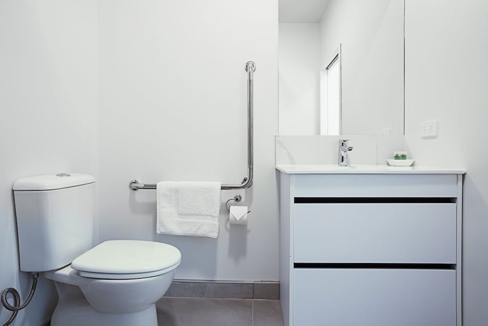 Yates Park Motel Studio - Disability Access, Park View 10