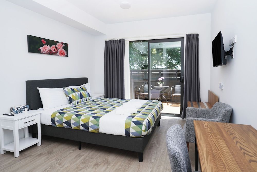 Yates Park Motel Studio - Disability Access, Park View 4