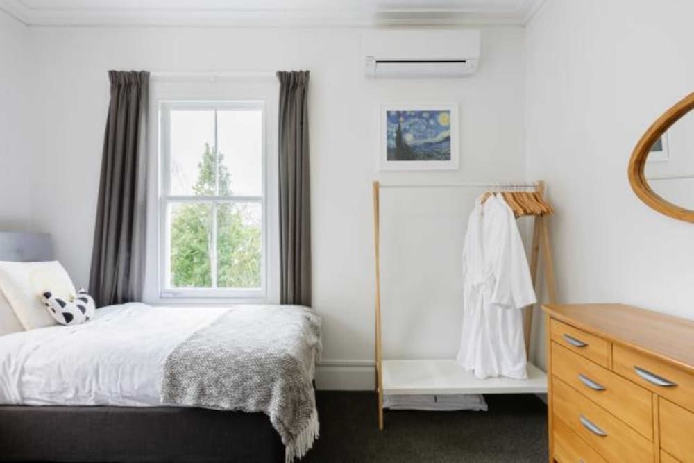 Apartment (3 Bedrooms)