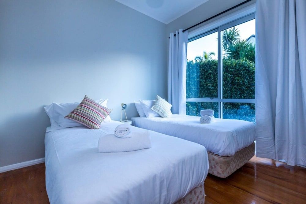 House (2 Bedrooms)