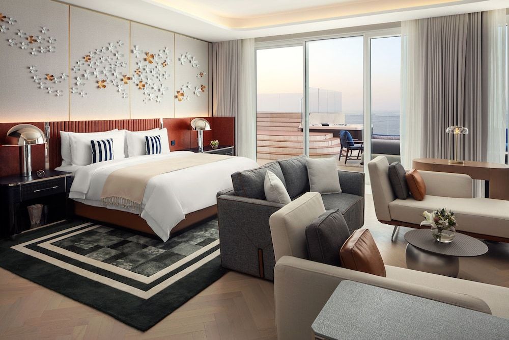 Royal Suite, 1 King Bed, Balcony, Sea View