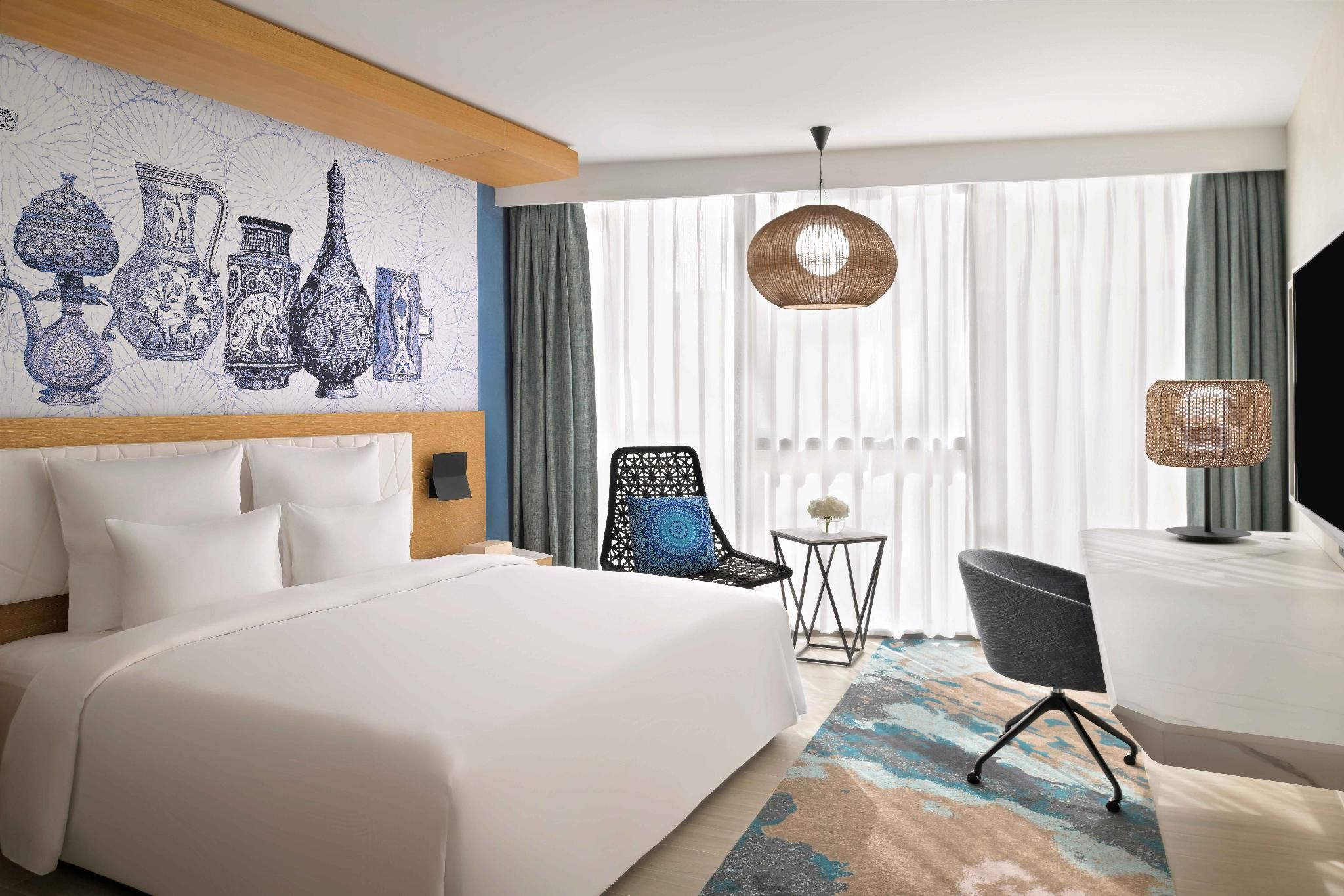 Executive Room With 1 King Bed and Lounge Access