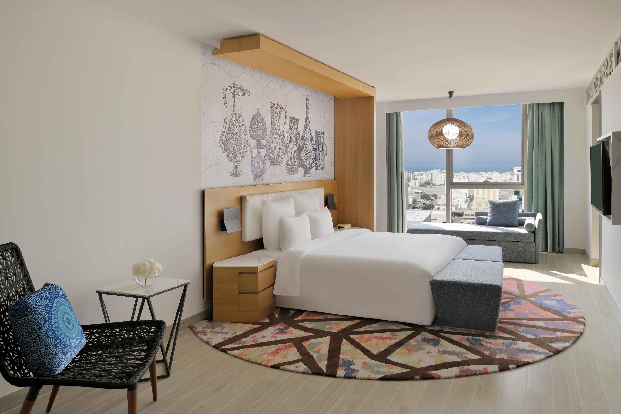 Superior Accessible Room with 1 King Bed, City View