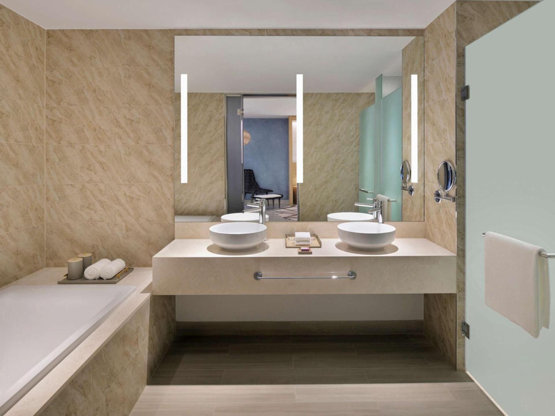 Executive Junior King Suite with Sofa Bed - Lounge Access