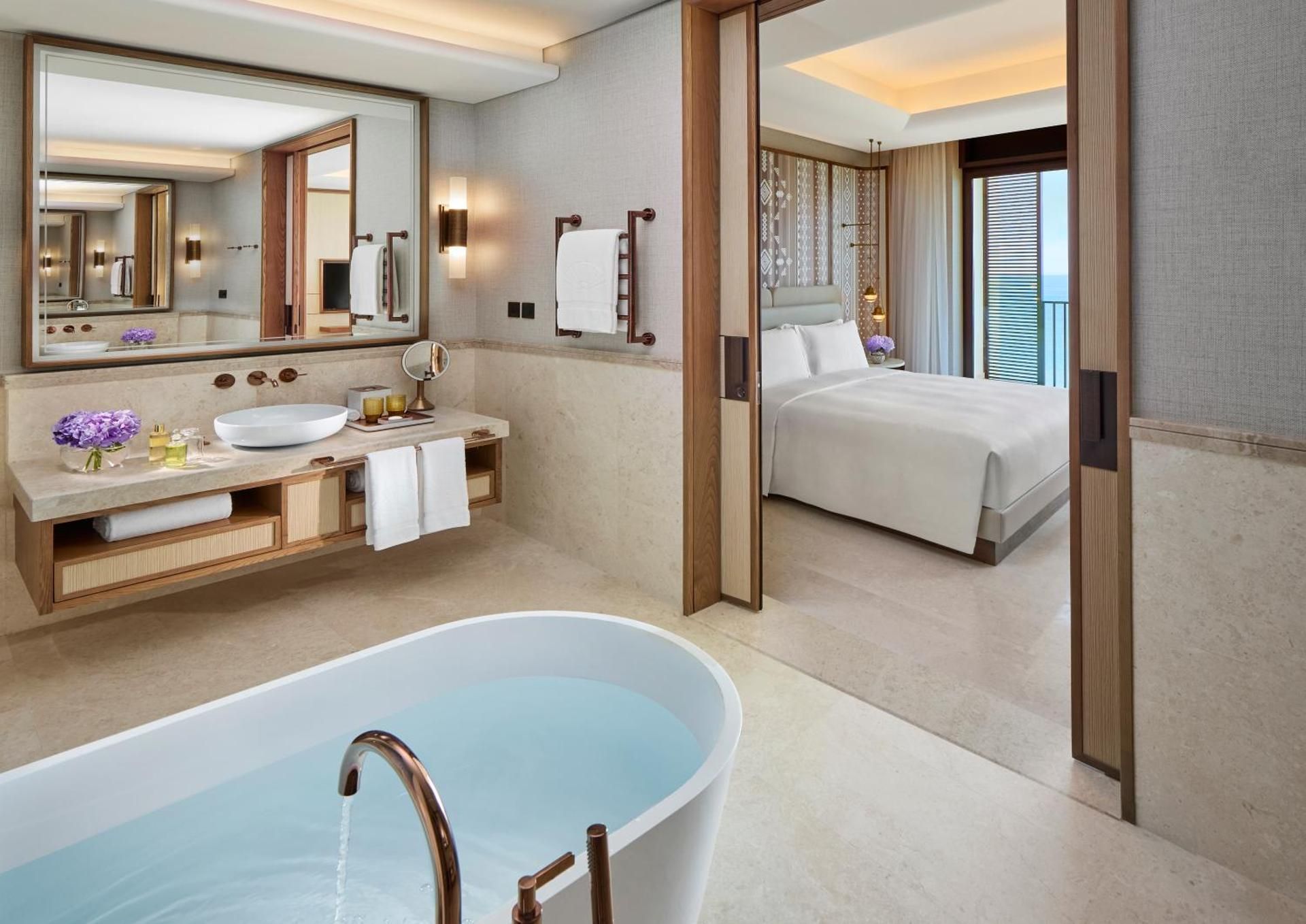 Premier Sea View Suite