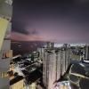 Budget Stay with Bay & City Lights View