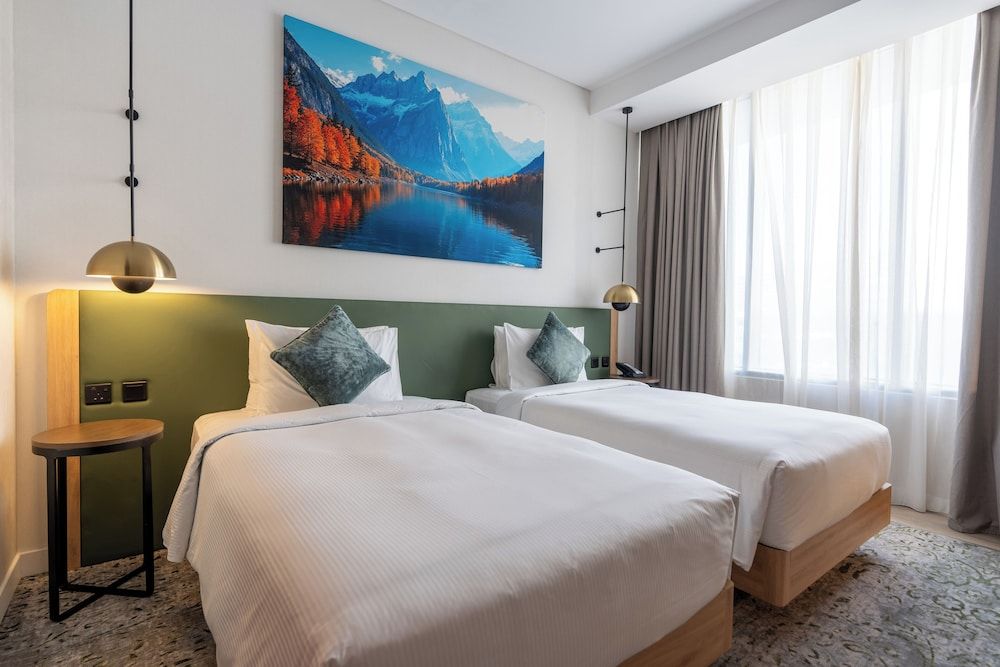 West Walk Retaj Hotel Deluxe Twin Room 3