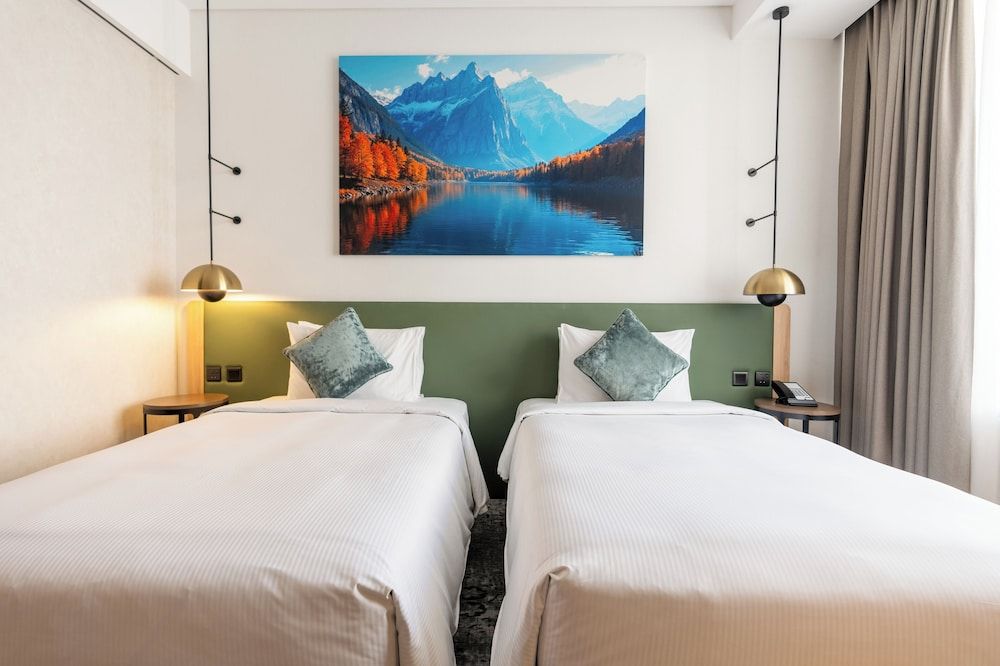 West Walk Retaj Hotel Deluxe Twin Room 2