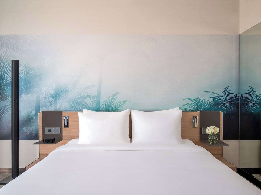 Novotel Riyadh Sahafa Standard Room, 1 King Bed 5