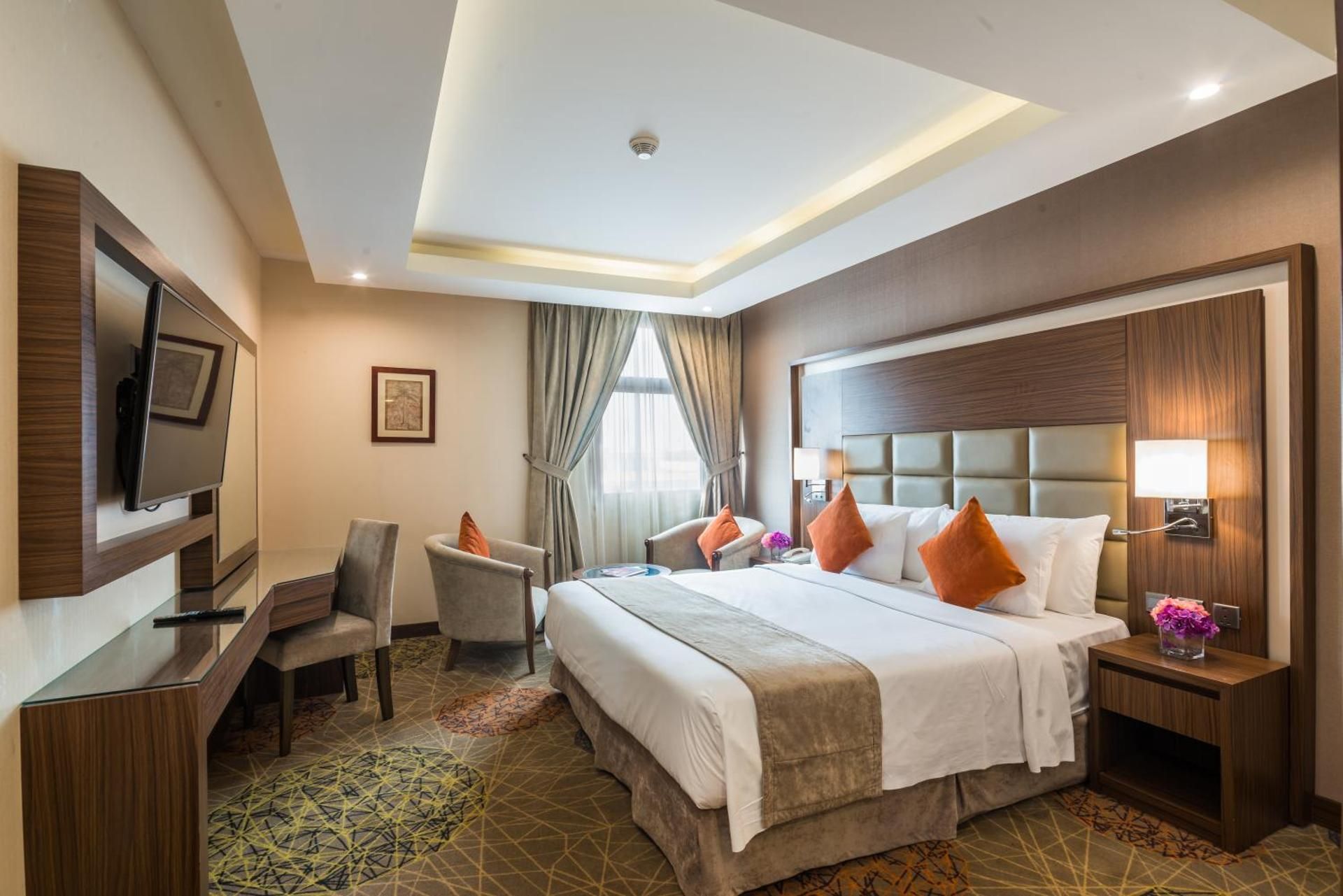 Deluxe Room - 1 King Bed 24SQM Free WiFi