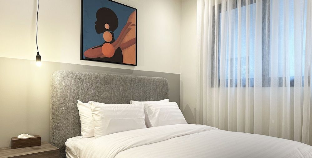 Kease Malqa D-1 Royal Touch  AX37 Design Apartment, 3 Bedrooms