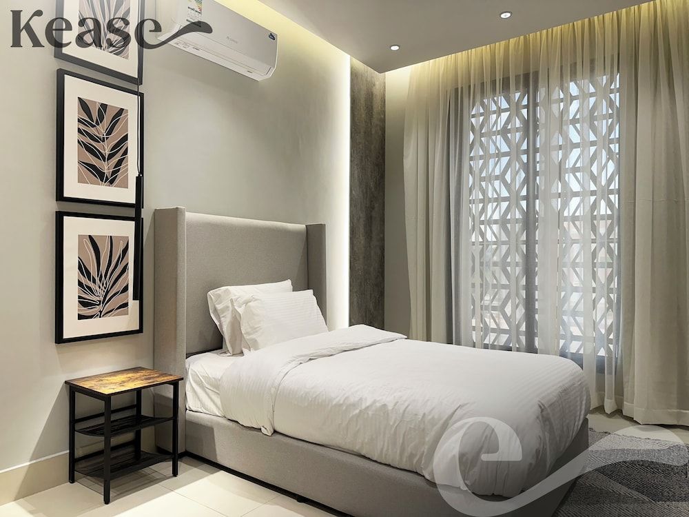 Tawun B3-11 Royal touch Balcony AZ24 Design Apartment, 3 Bedrooms 2