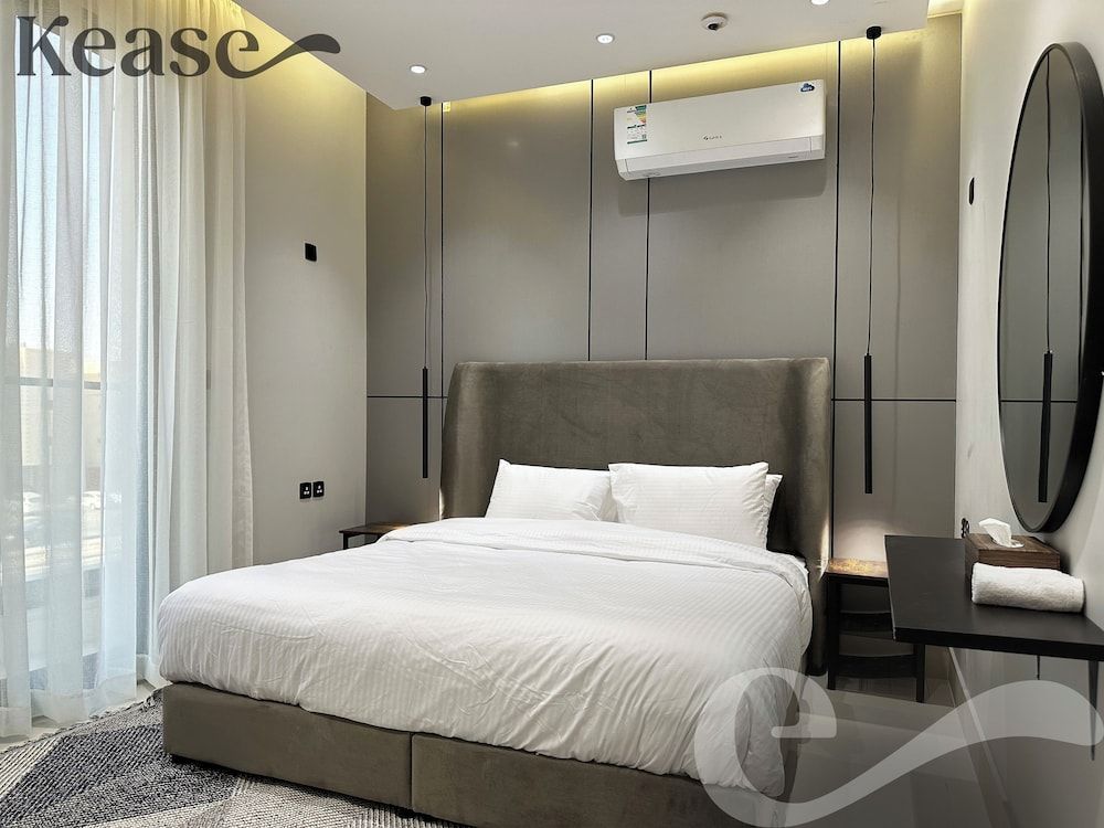 Tawun B3-11 Royal touch Balcony AZ24 Design Apartment, 3 Bedrooms 3