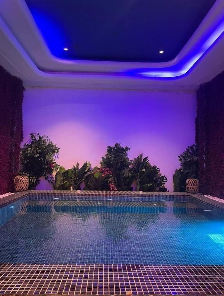 dana hotel