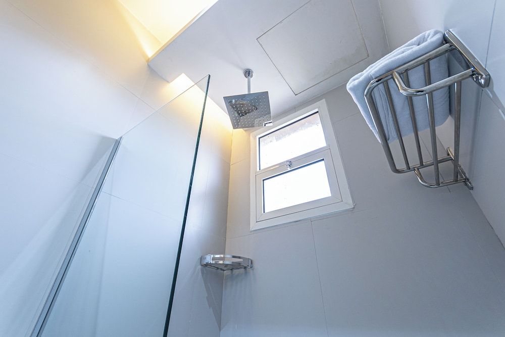 Land Walk Hotel Apartment 7