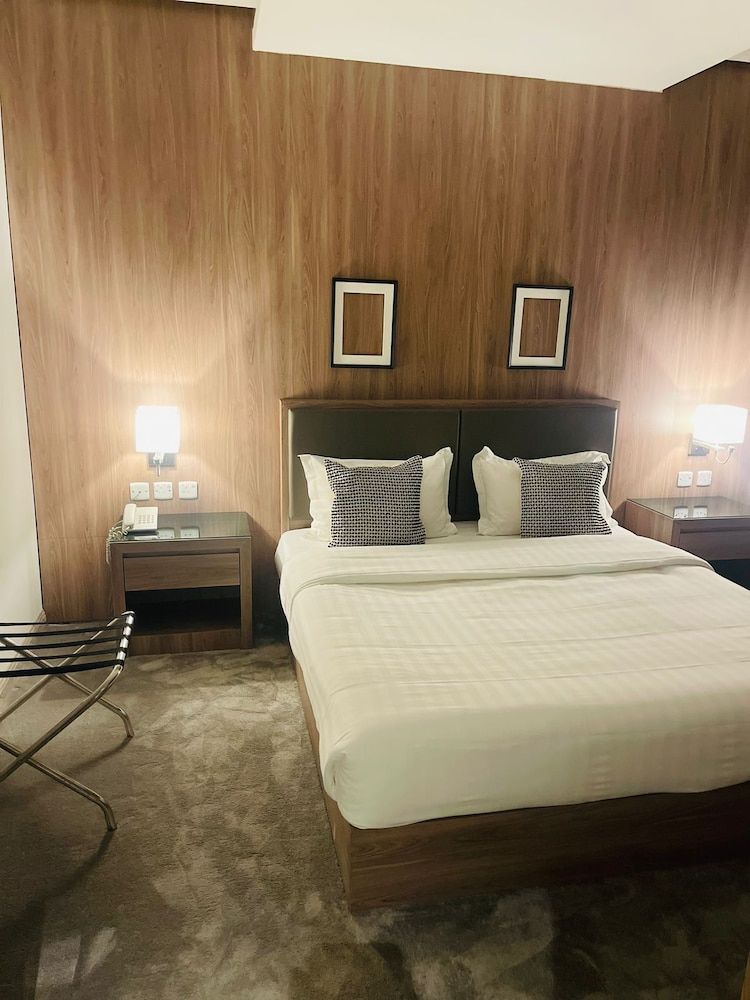 Landwalk Al Aqiq Riyadh Hotel Family Apartment, 2 Bedrooms , 2 bedrooms, 1 living room 2