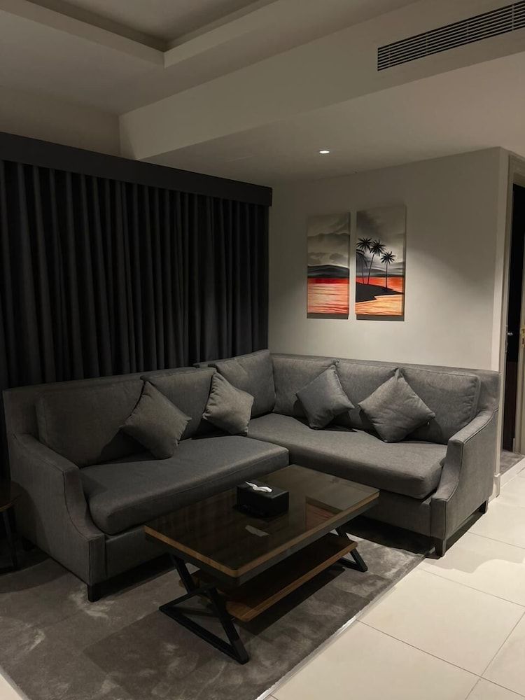 Landwalk Al Aqiq Riyadh Hotel Family Apartment, 2 Bedrooms , 2 bedrooms, 1 living room 8