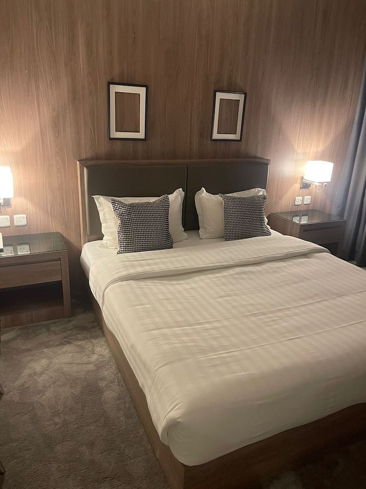 Landwalk Al Aqiq Riyadh Hotel Family Apartment, 2 Bedrooms , 2 bedrooms, 1 living room 3