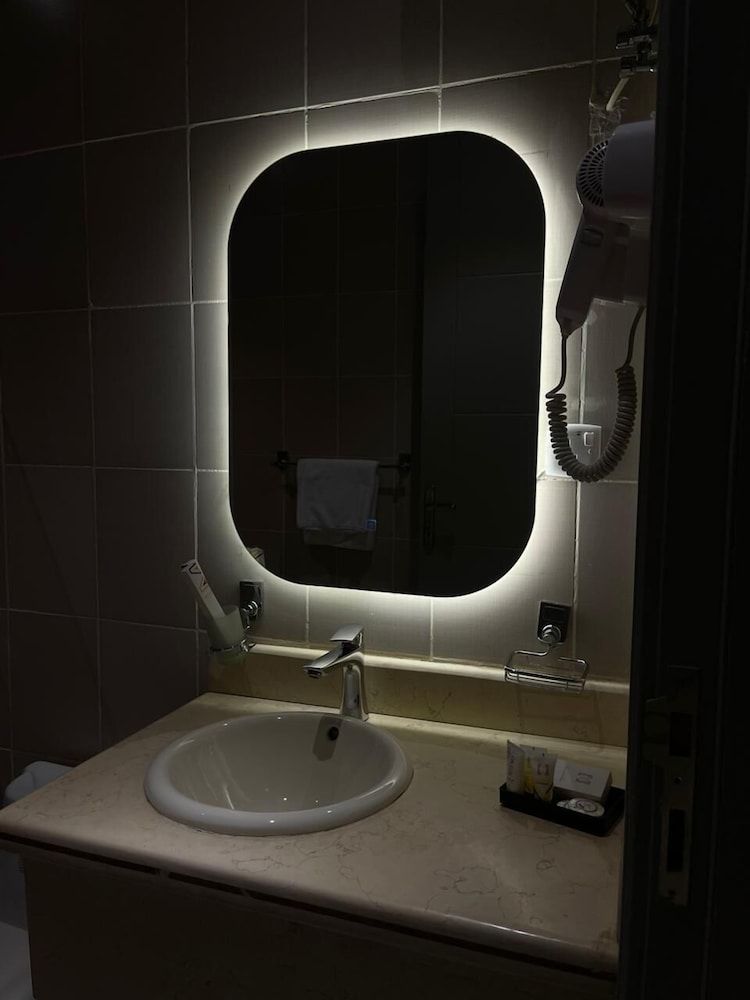 Landwalk Al Aqiq Riyadh Hotel Family Apartment, 2 Bedrooms , 2 bedrooms, 1 living room 5