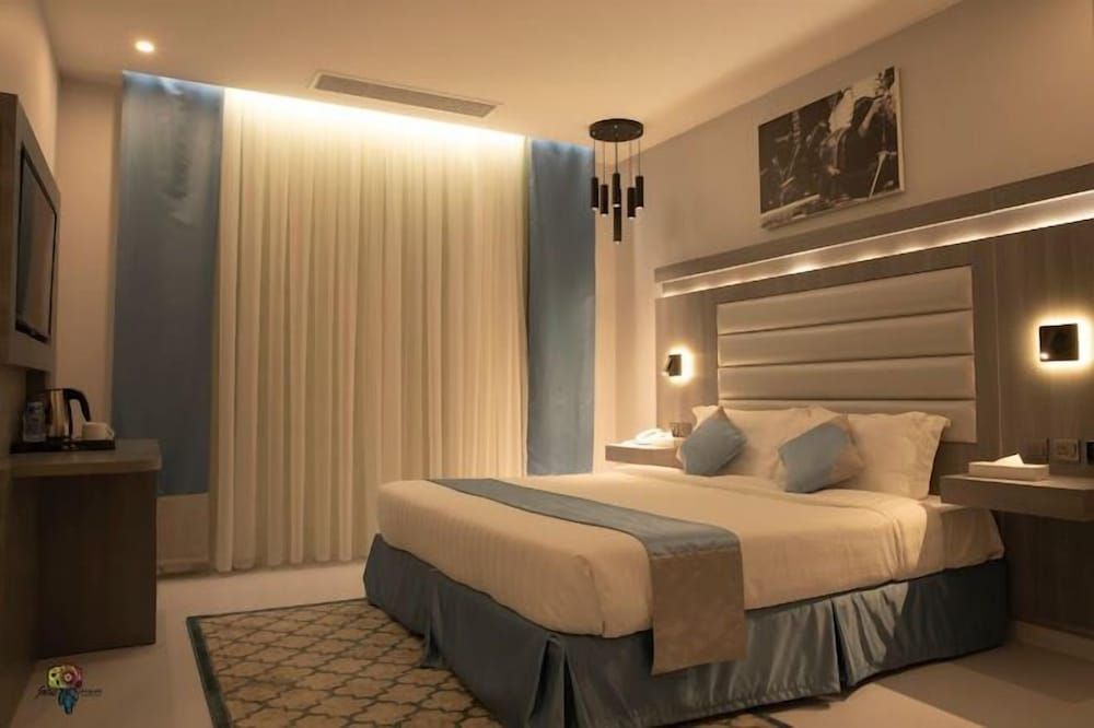 Comfort Double Room, City View